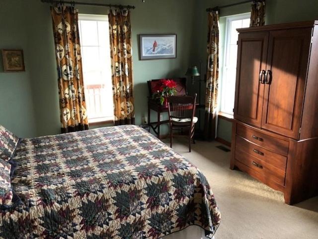 Long Mountain Lodge Bed & Breakfast Dahlonega Room photo